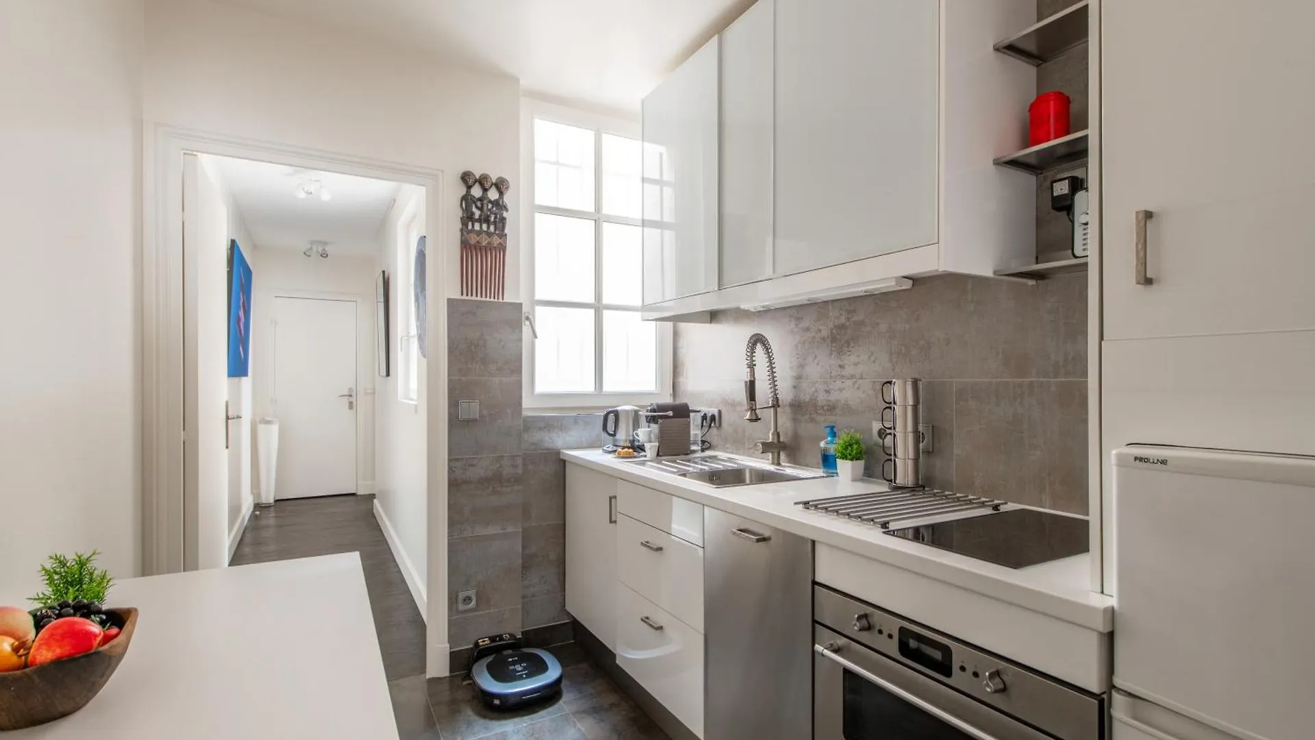 Charming 4 Guests At Galeries Lafayette And Printemps 9th Ard With Air Conditioning Apartment Paris