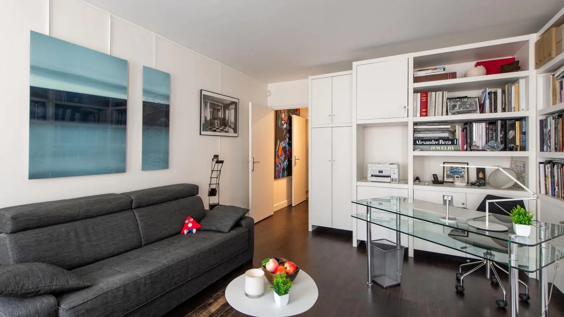 Charming 4 Guests At Galeries Lafayette And Printemps 9th Ard With Air Conditioning Apartment *
